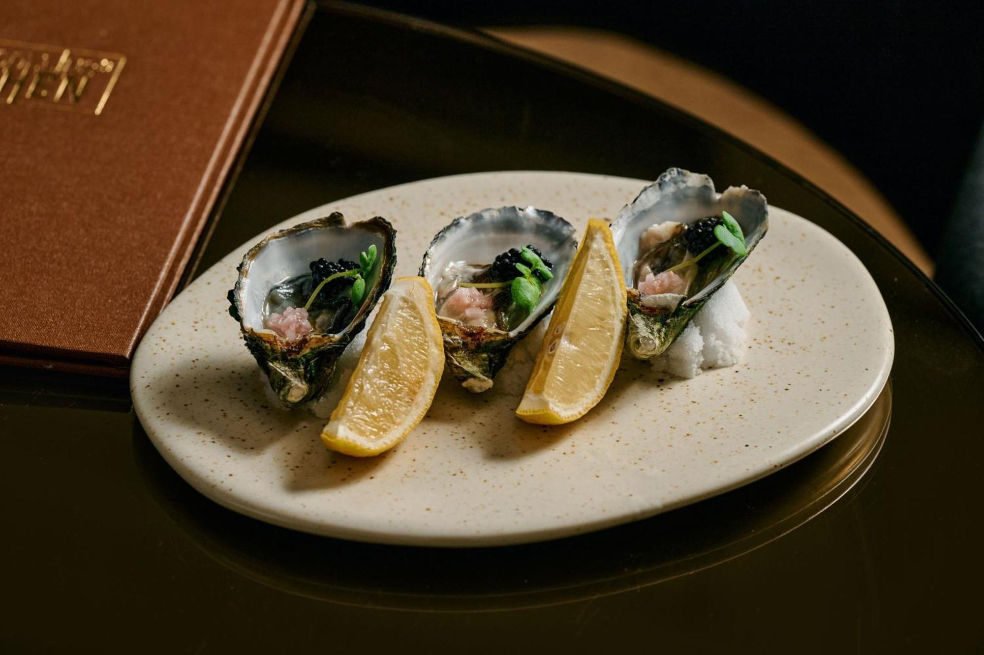 Sheraton Melbourne Hotel Buitenkant foto Oysters at the Oyster Bar
